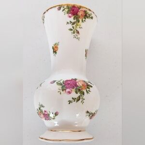 SOLD Royal Albert Old Country Roses Floral Vase Bone China Gold Trim